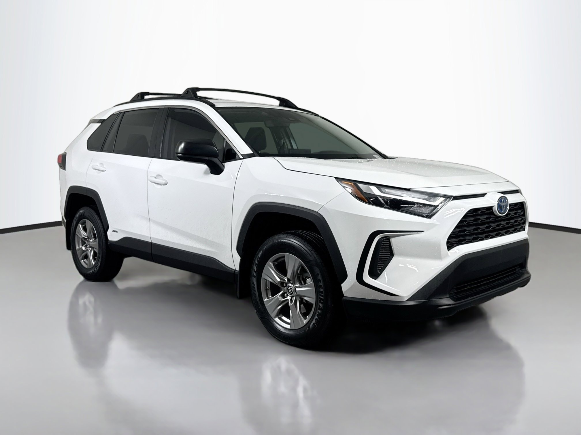 2024 Toyota RAV4 Hybrid LE AWD's photo