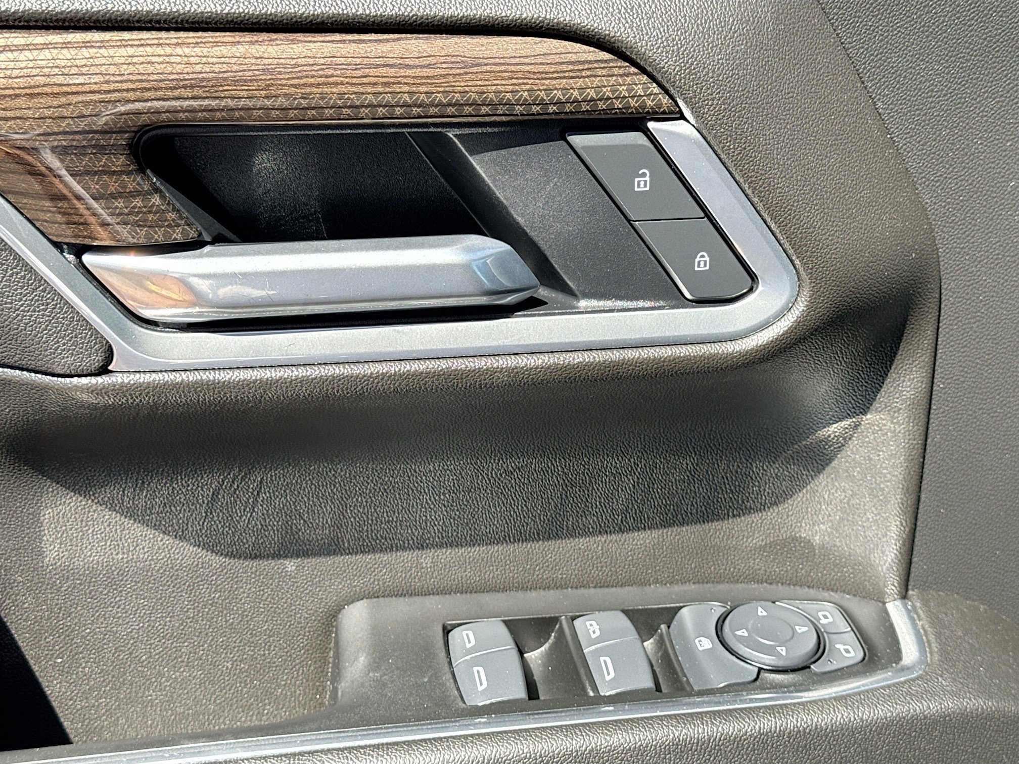 2025 Chevrolet Silverado 1500 RST - Photo 38