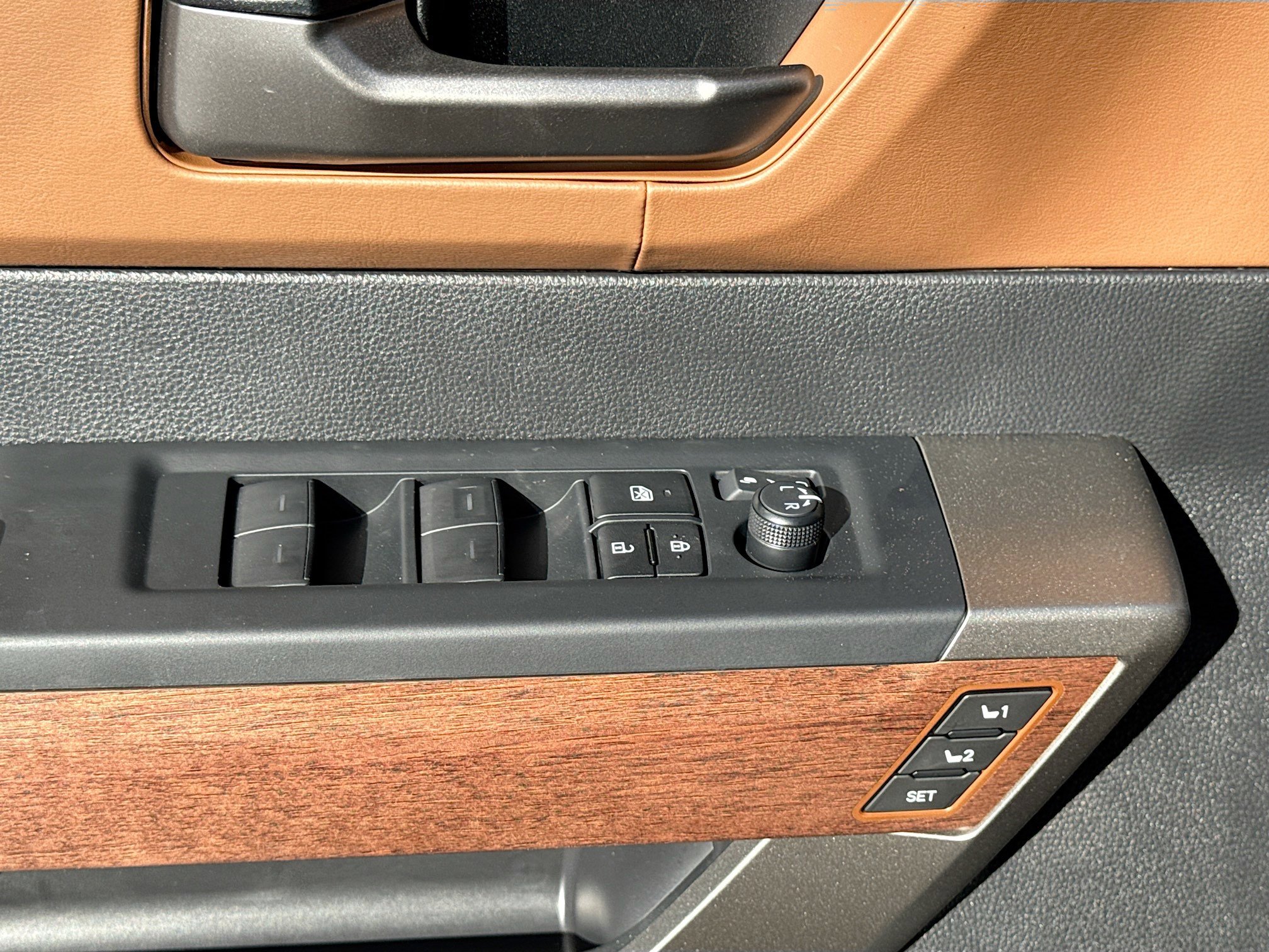 2026 Toyota Tundra 1794 Edition - Photo 35
