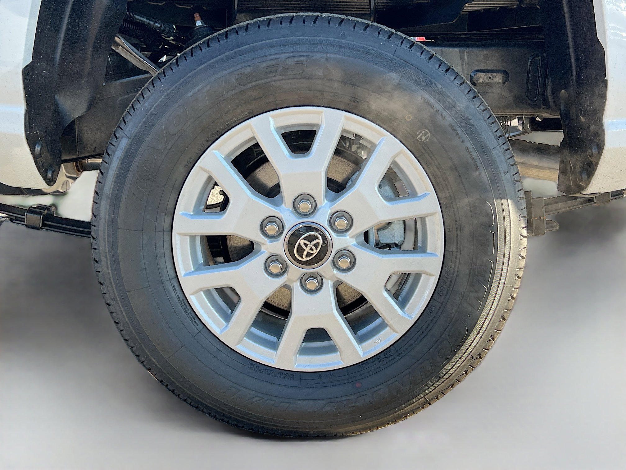 2025 Toyota Tacoma SR - Photo 35