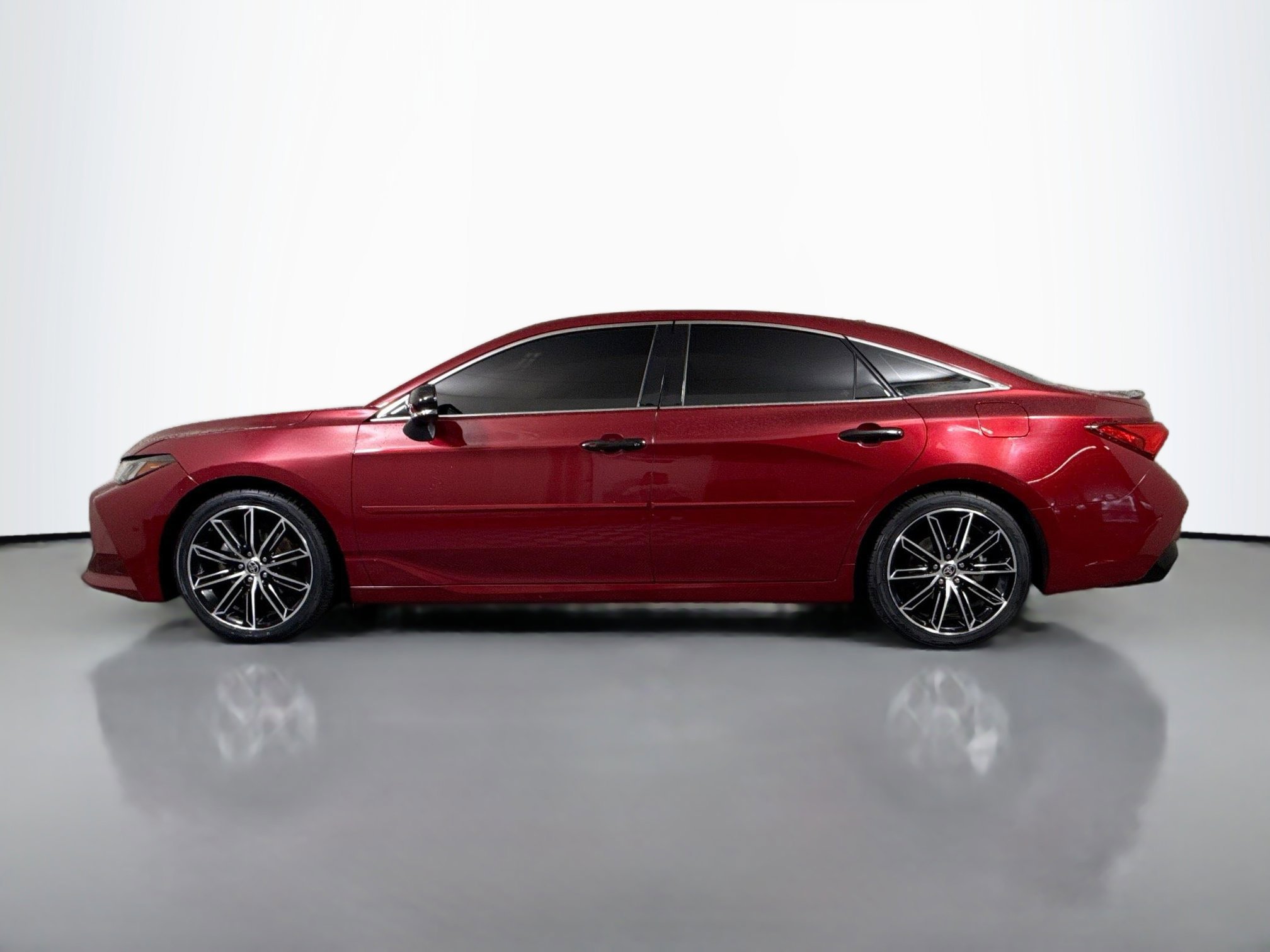 2022 Toyota Avalon Touring photo 2