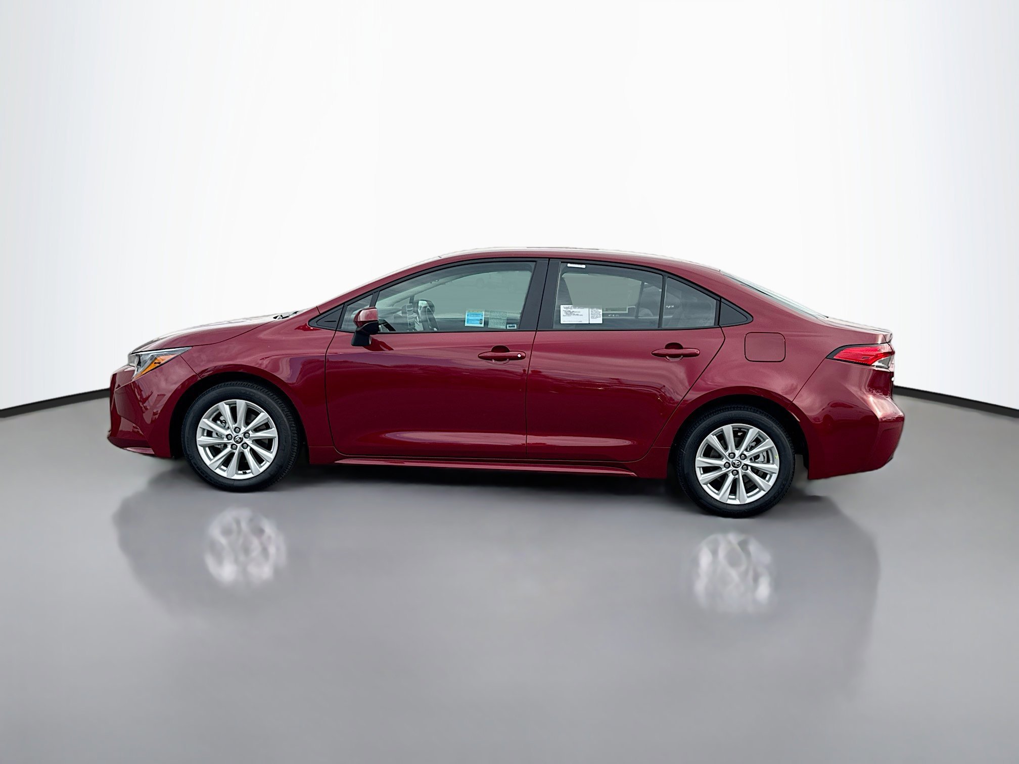 2026 Toyota Corolla LE photo 2