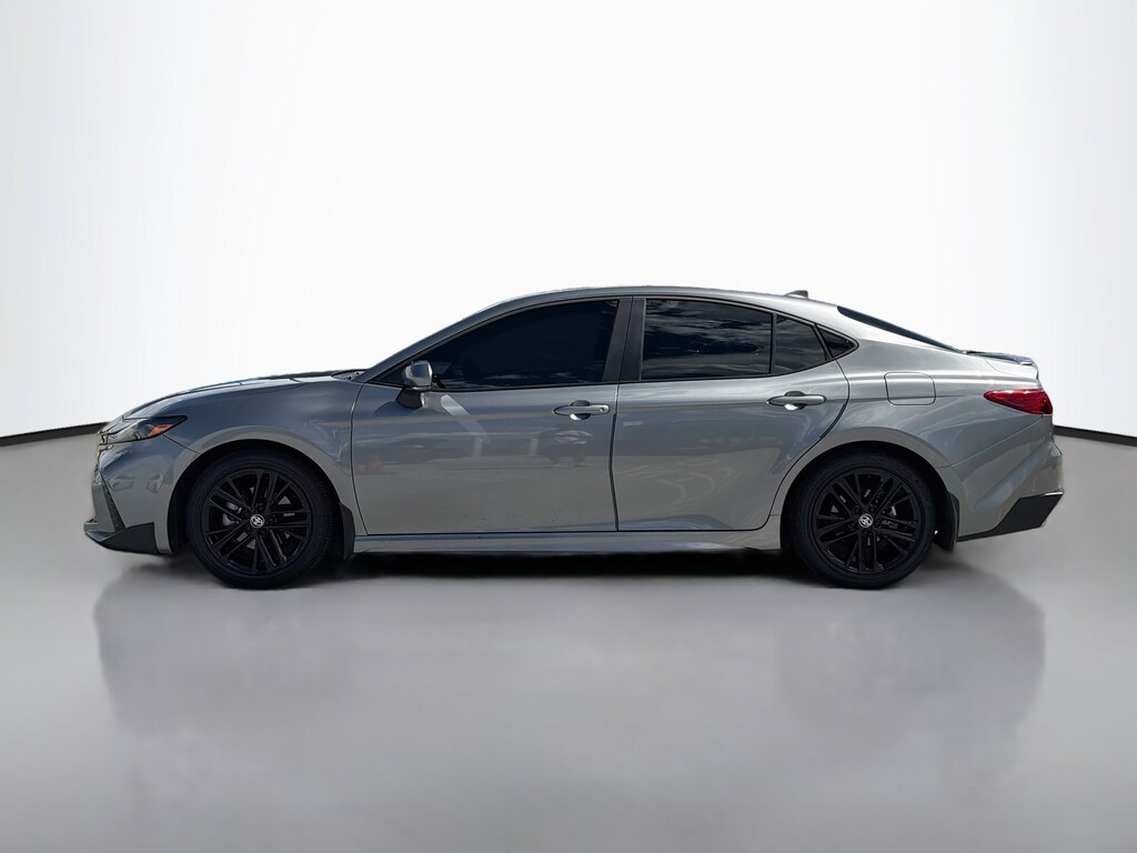 Used 2025 Toyota Camry SE Sedan