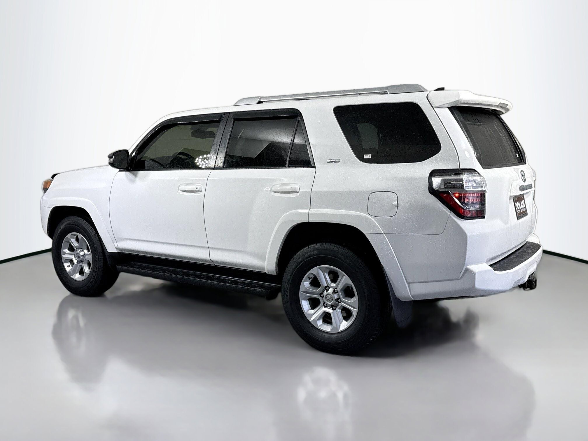 2016 Toyota 4Runner SR5 Premium photo 4