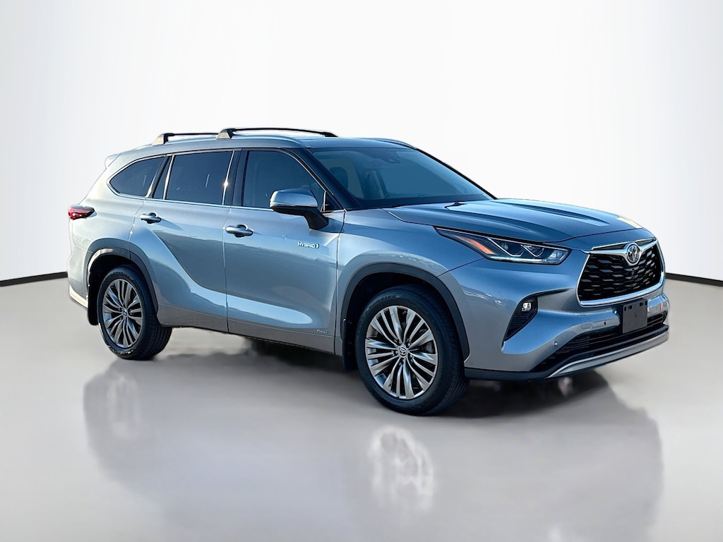 Used 2020 Toyota Highlander Hybrid Platinum SUV