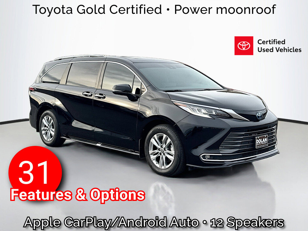 2023 Toyota Sienna Limited's photo