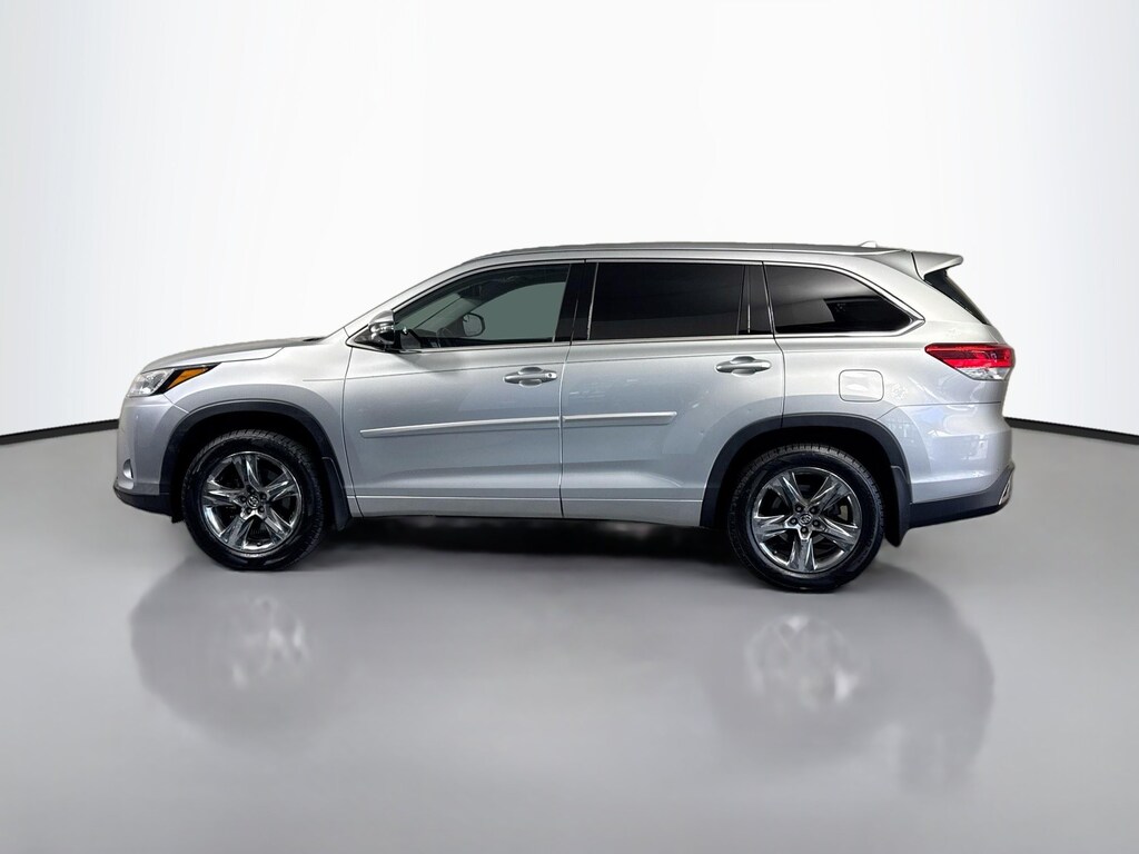 Used 2019 Toyota Highlander Limited Platinum SUV