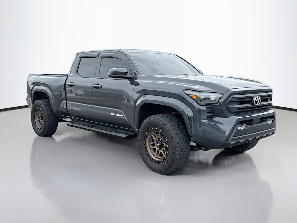 Used 2025 Toyota Tacoma SR5 Truck Double Cab