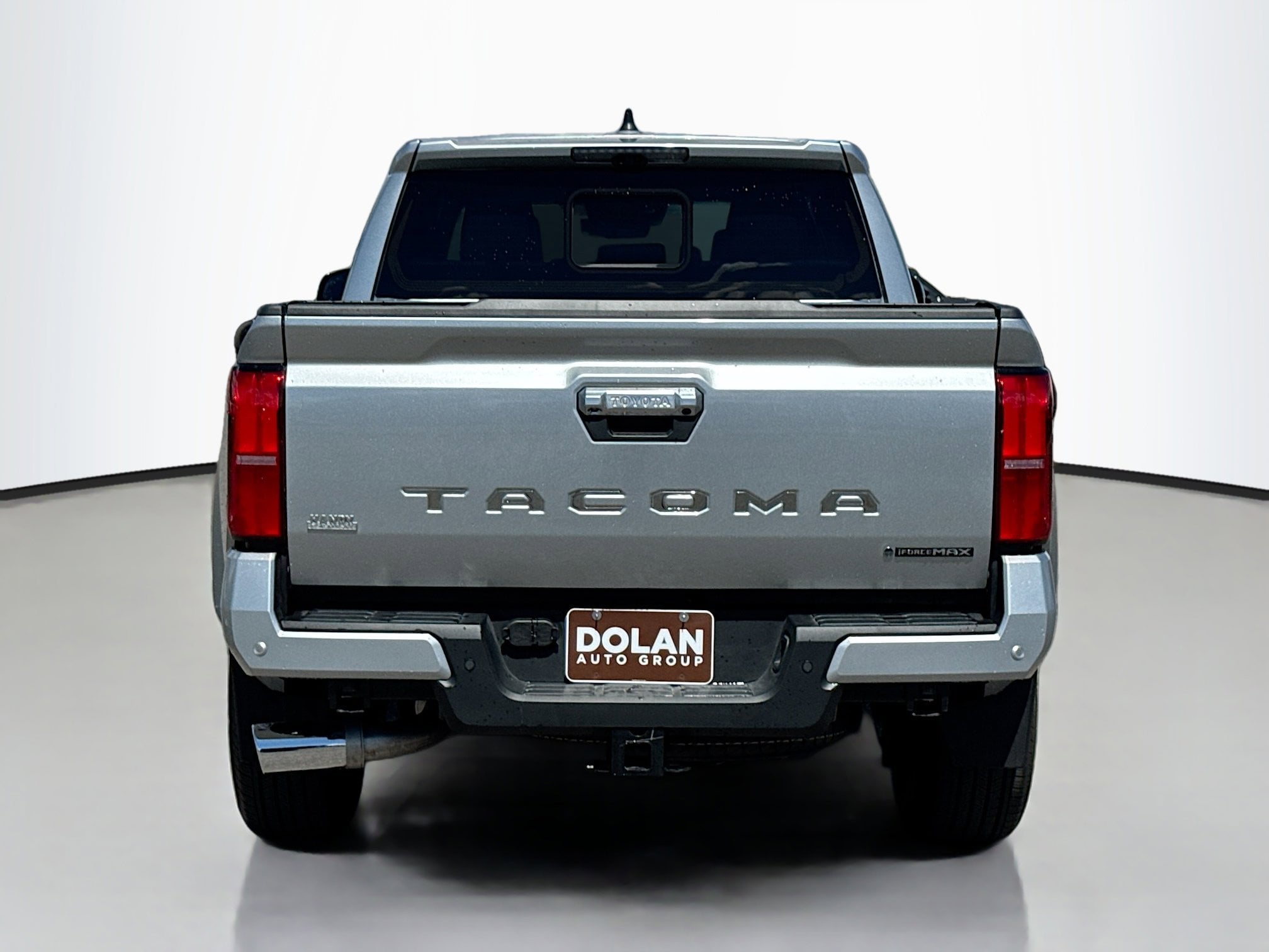 2025 Toyota Tacoma Limited - Photo 30