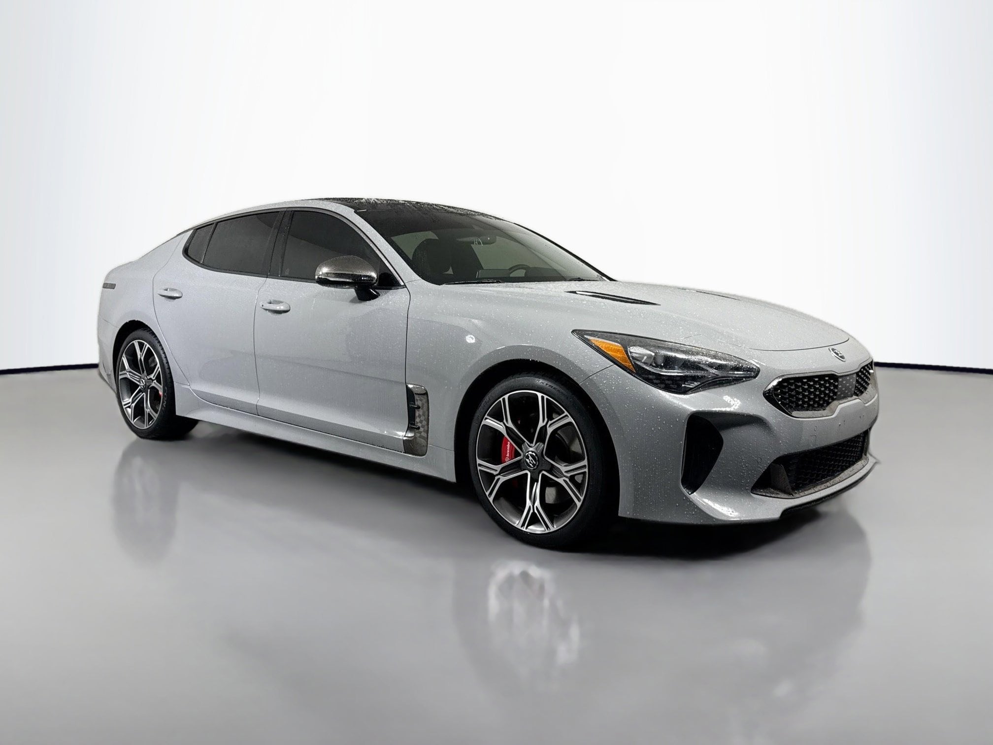 2018 Kia Stinger GT2's photo