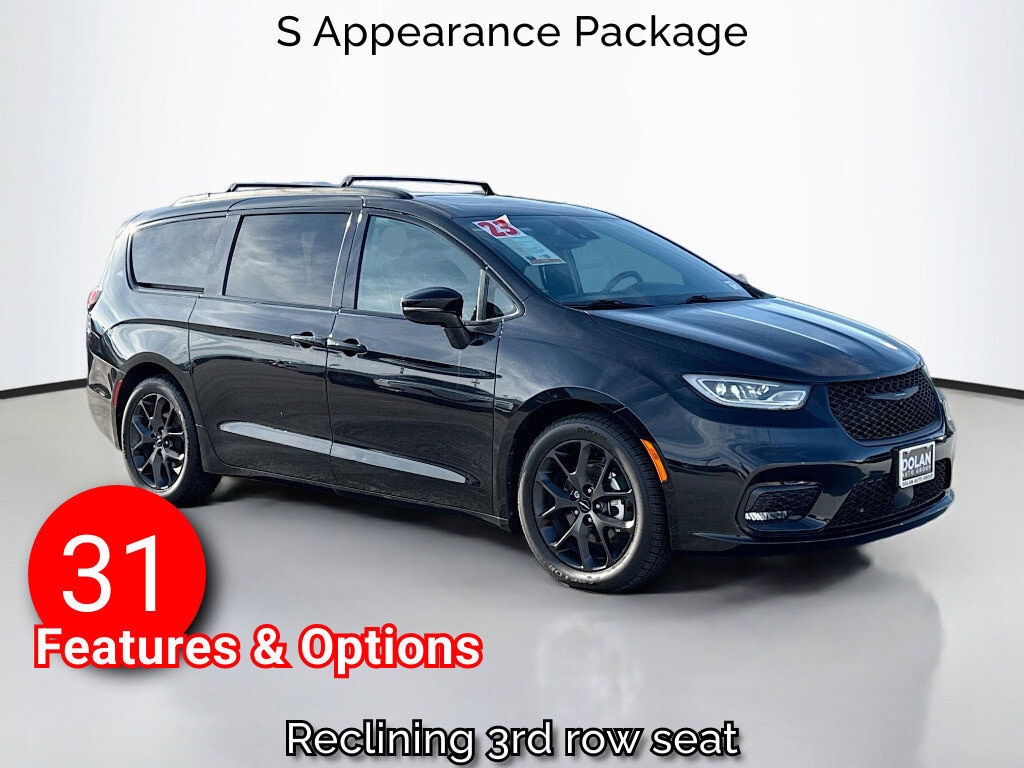Used 2023 Chrysler Pacifica Limited Van Passenger Van