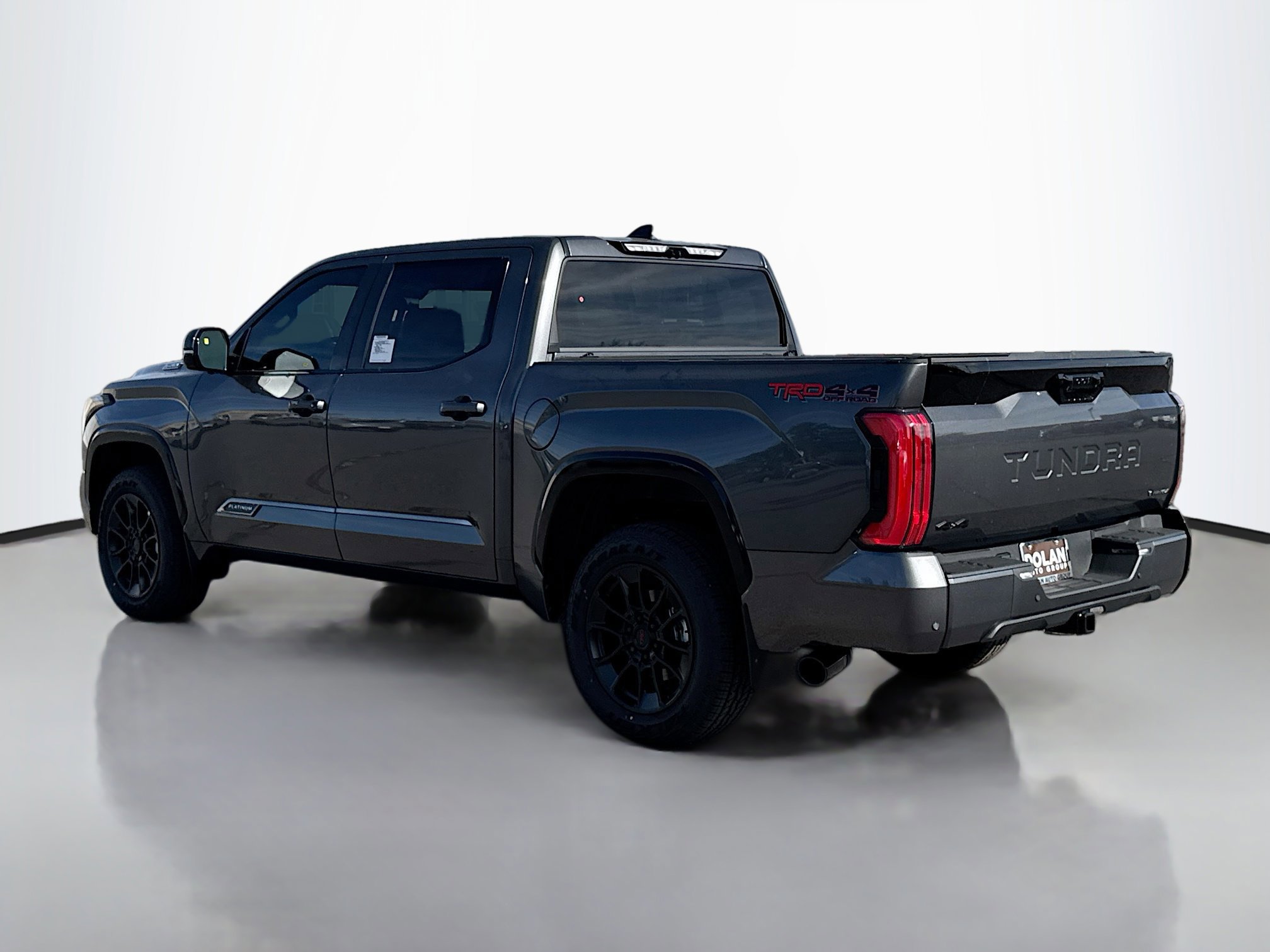 2025 Toyota Tundra Platinum CrewMax photo 3