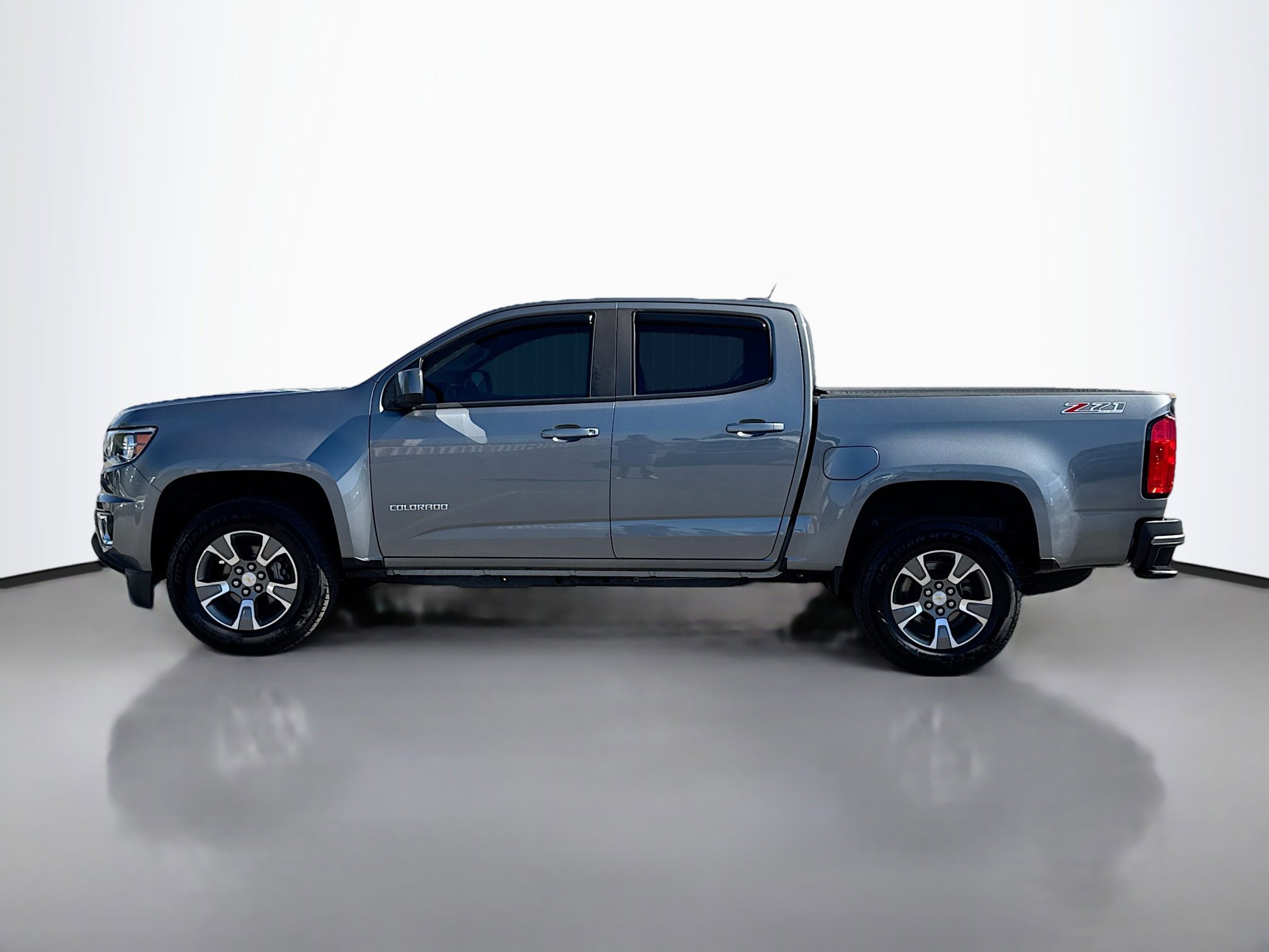 2020 Chevrolet Colorado Z71 photo 3