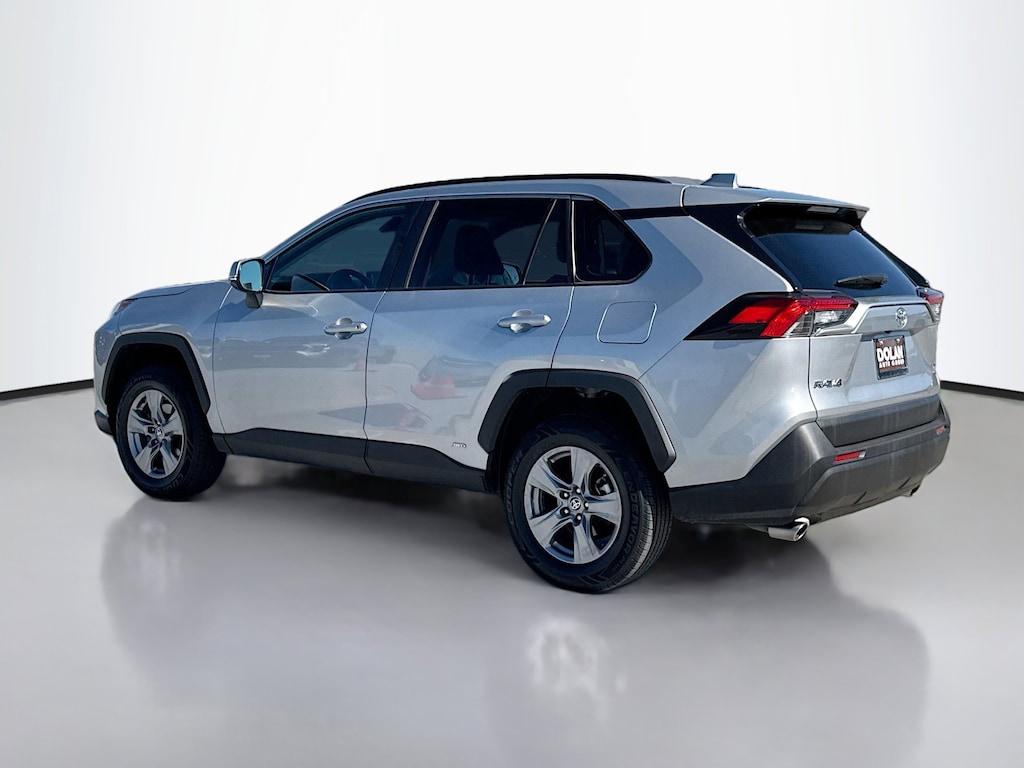 Used 2025 Toyota RAV4 Hybrid XLE SUV