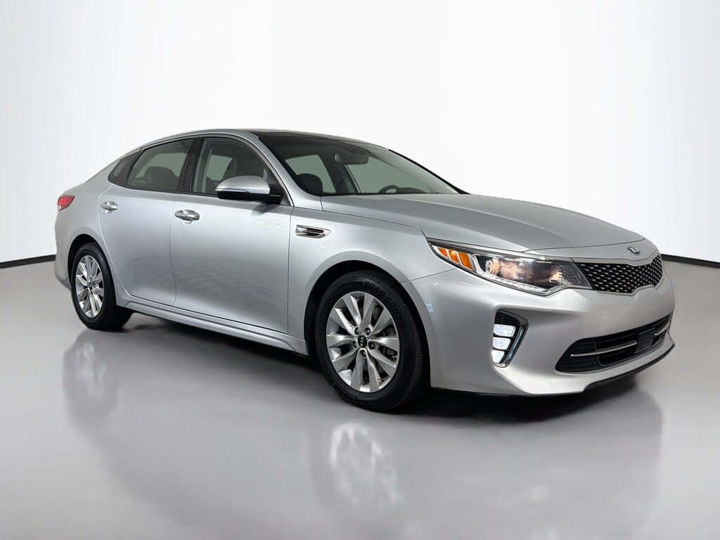 Used 2018 Kia Optima EX Sedan