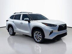 2026 Toyota Highlander Limited SUV