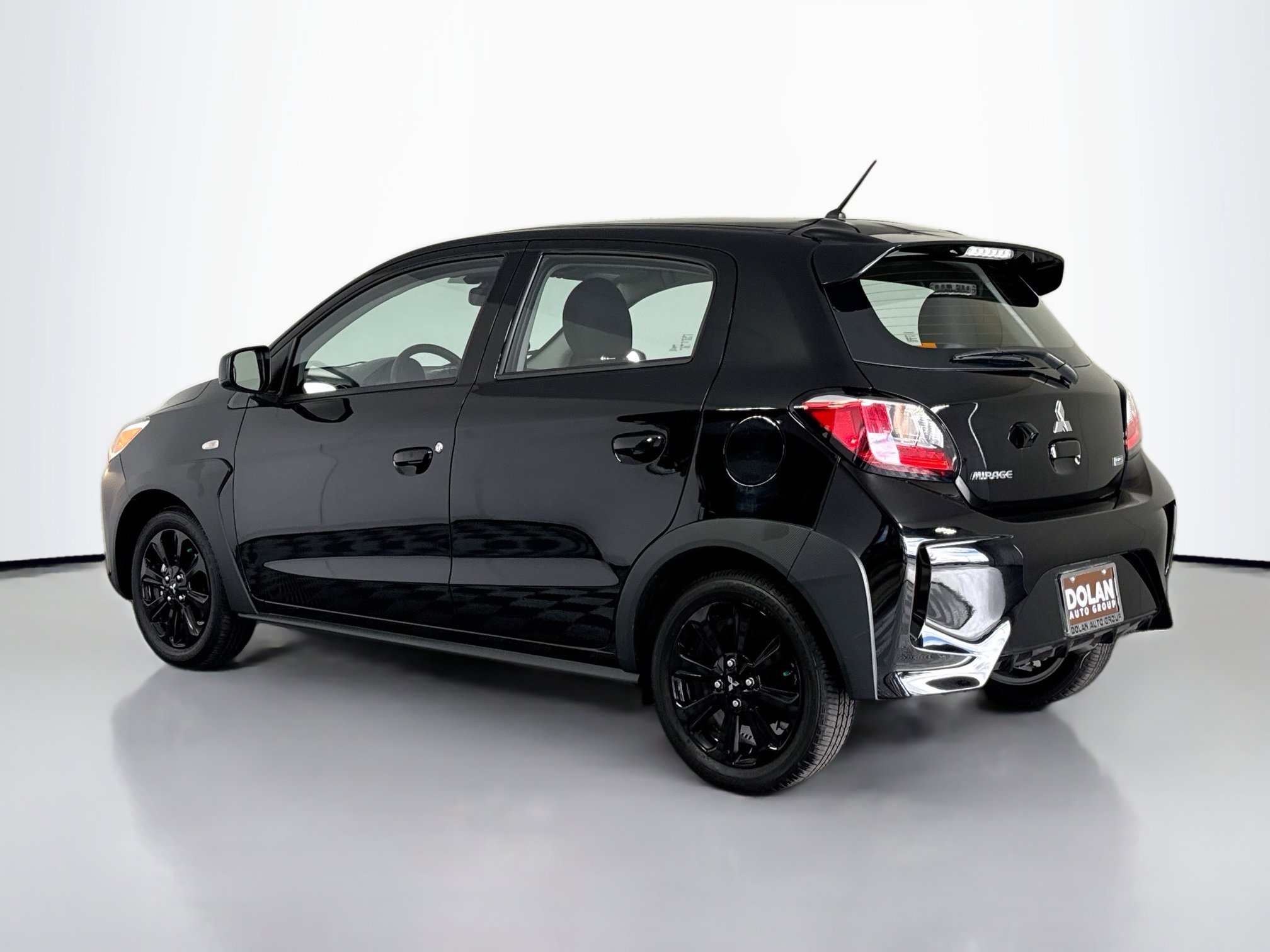 2024 Mitsubishi Mirage Black Edition photo 4