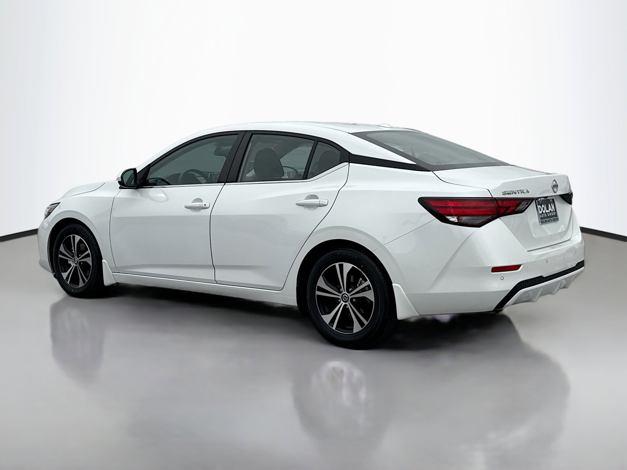 2023 Nissan Sentra SV photo 3