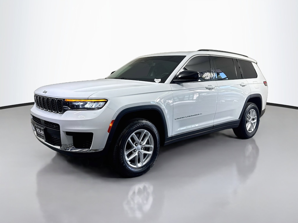 Used 2022 Jeep Grand Cherokee L Laredo SUV