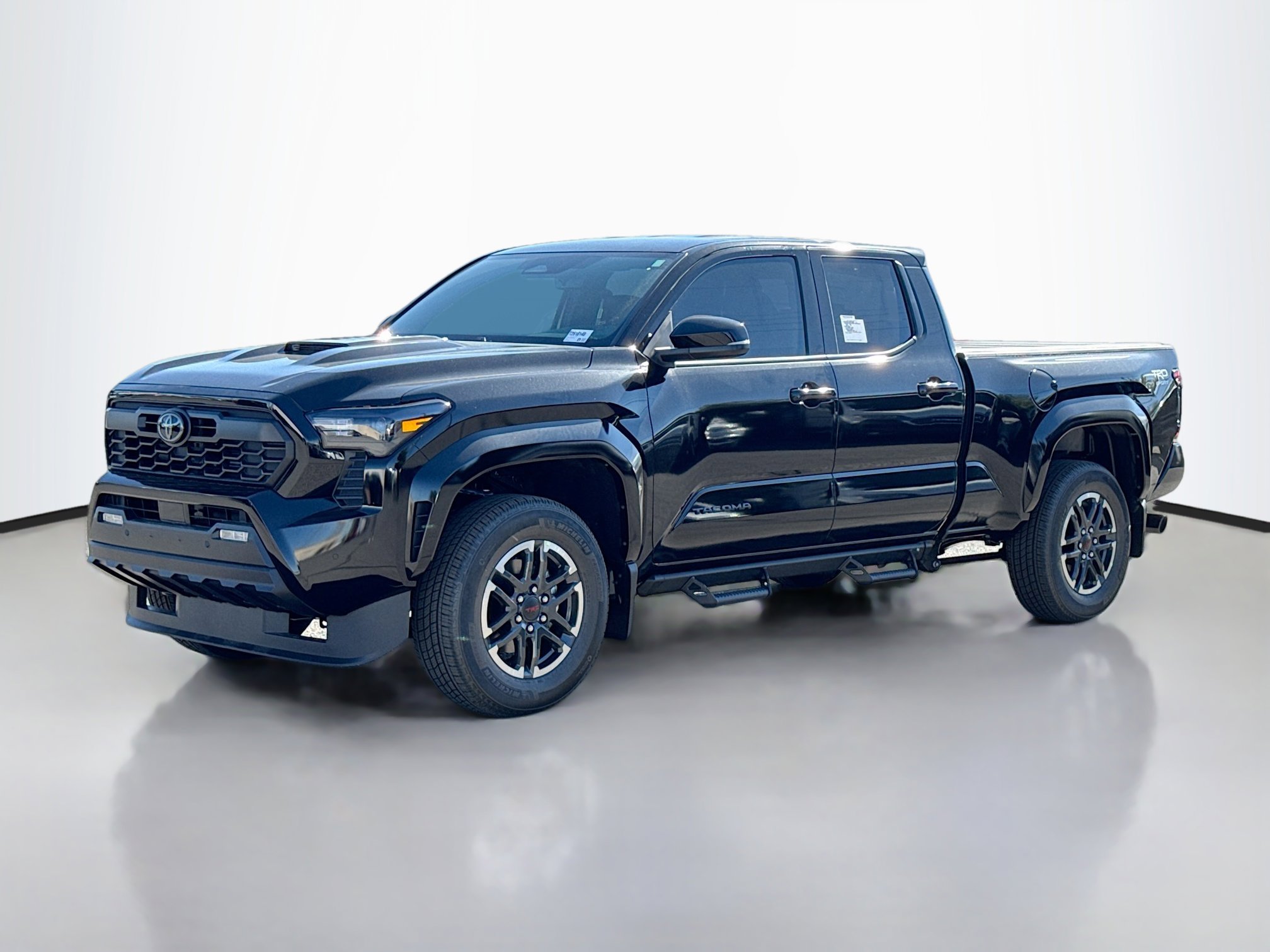 2025 Toyota Tacoma TRD Sport Double Cab photo 2