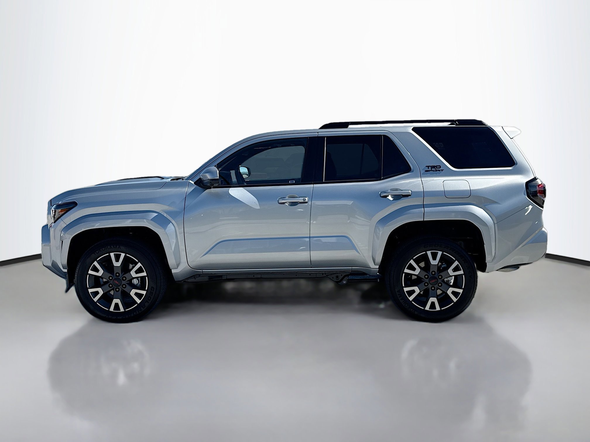 2025 Toyota 4Runner TRD Sport photo 2