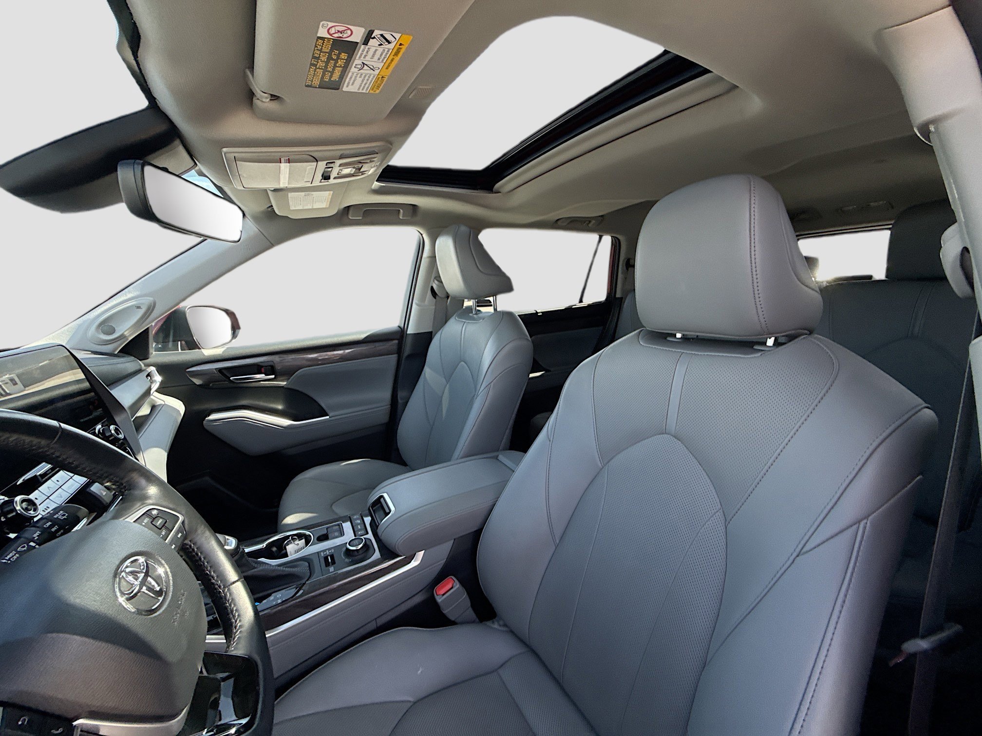 2022 Toyota Highlander Limited - Photo 9