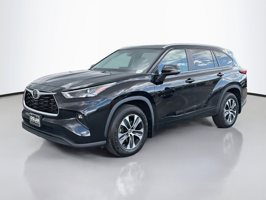 Used 2023 Toyota Highlander XLE SUV