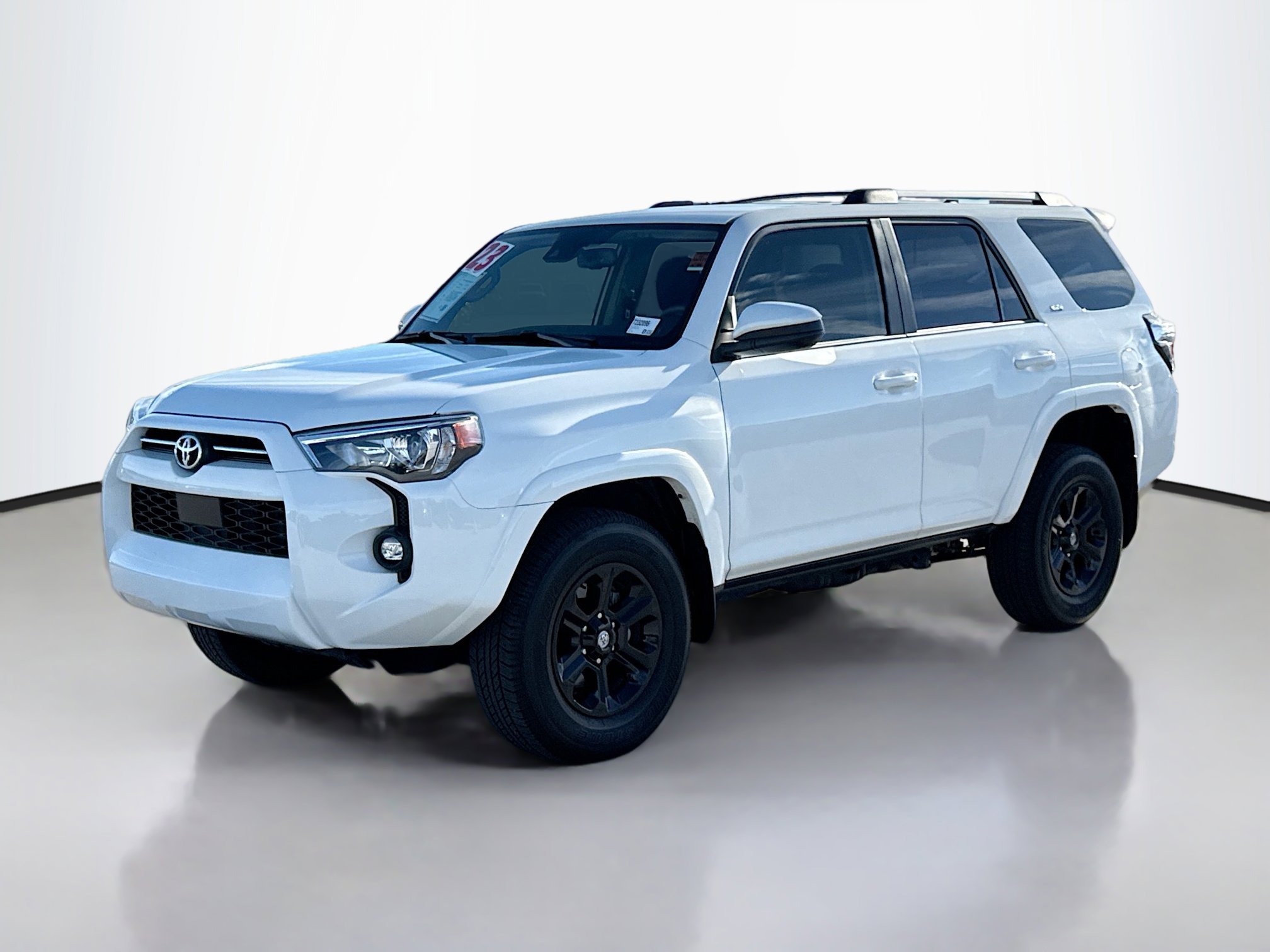 2023 Toyota 4Runner SR5 photo 2