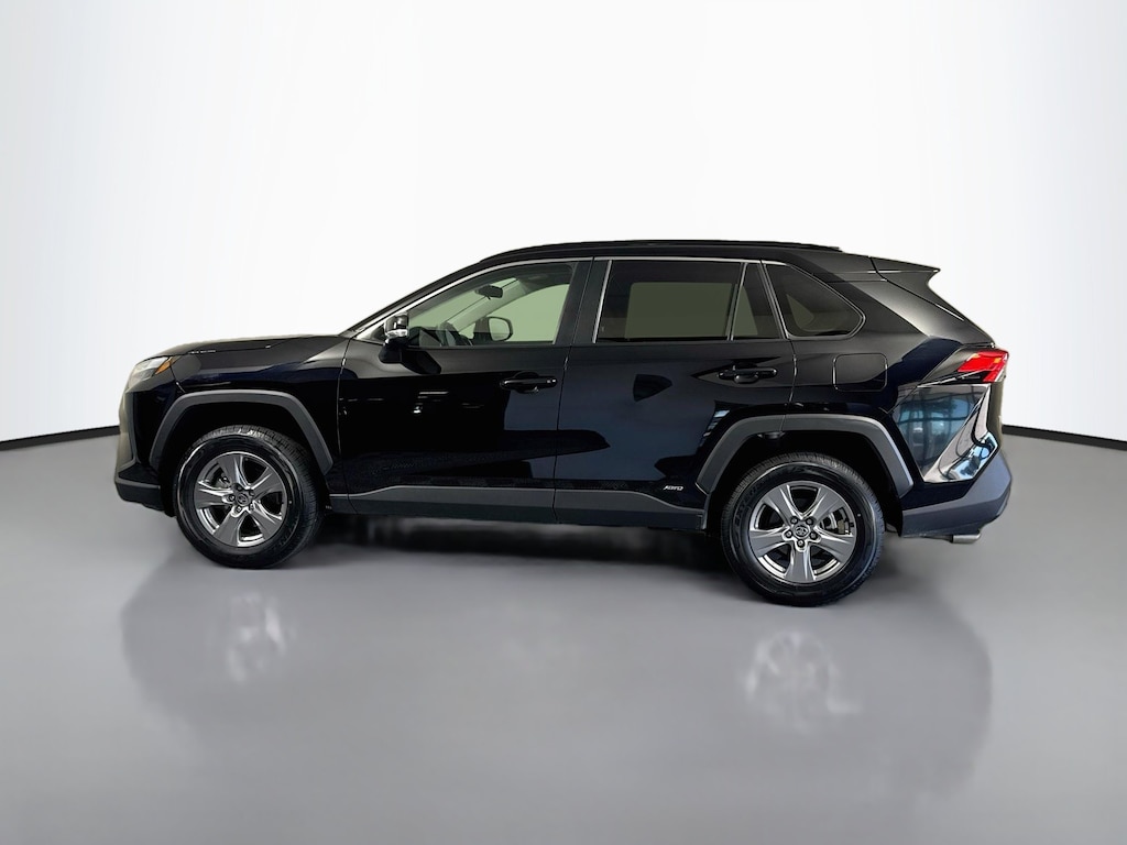 Used 2025 Toyota RAV4 Hybrid XLE SUV