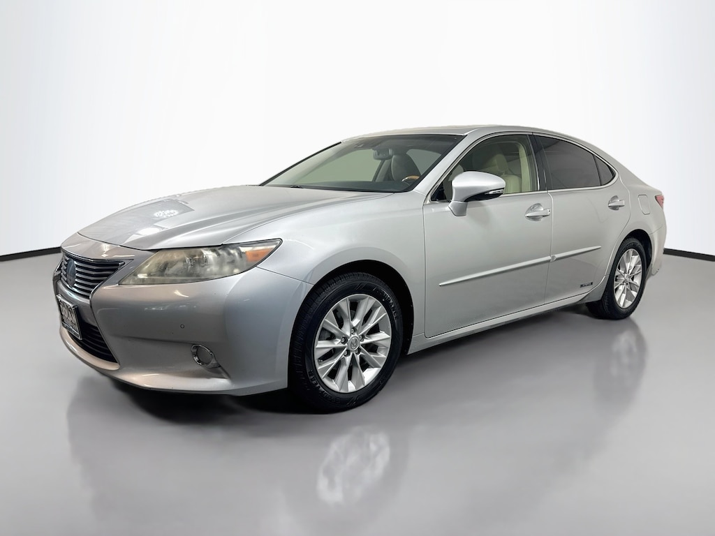 Used 2013 Lexus ES 300h Sedan