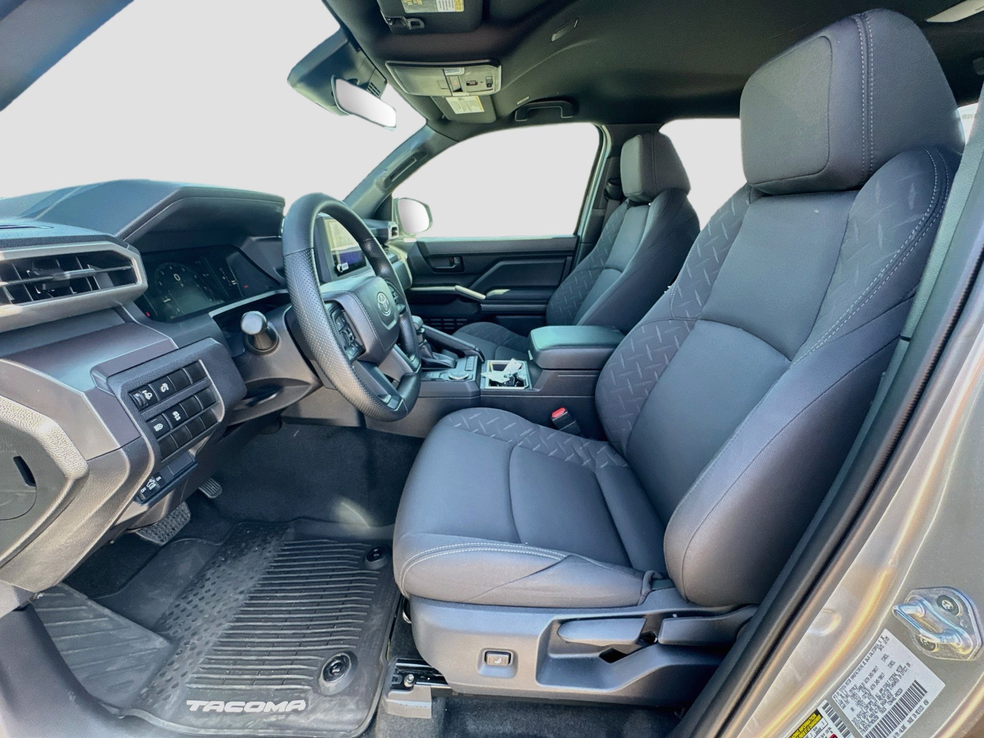 2026 Toyota Tacoma SR5 - Photo 6