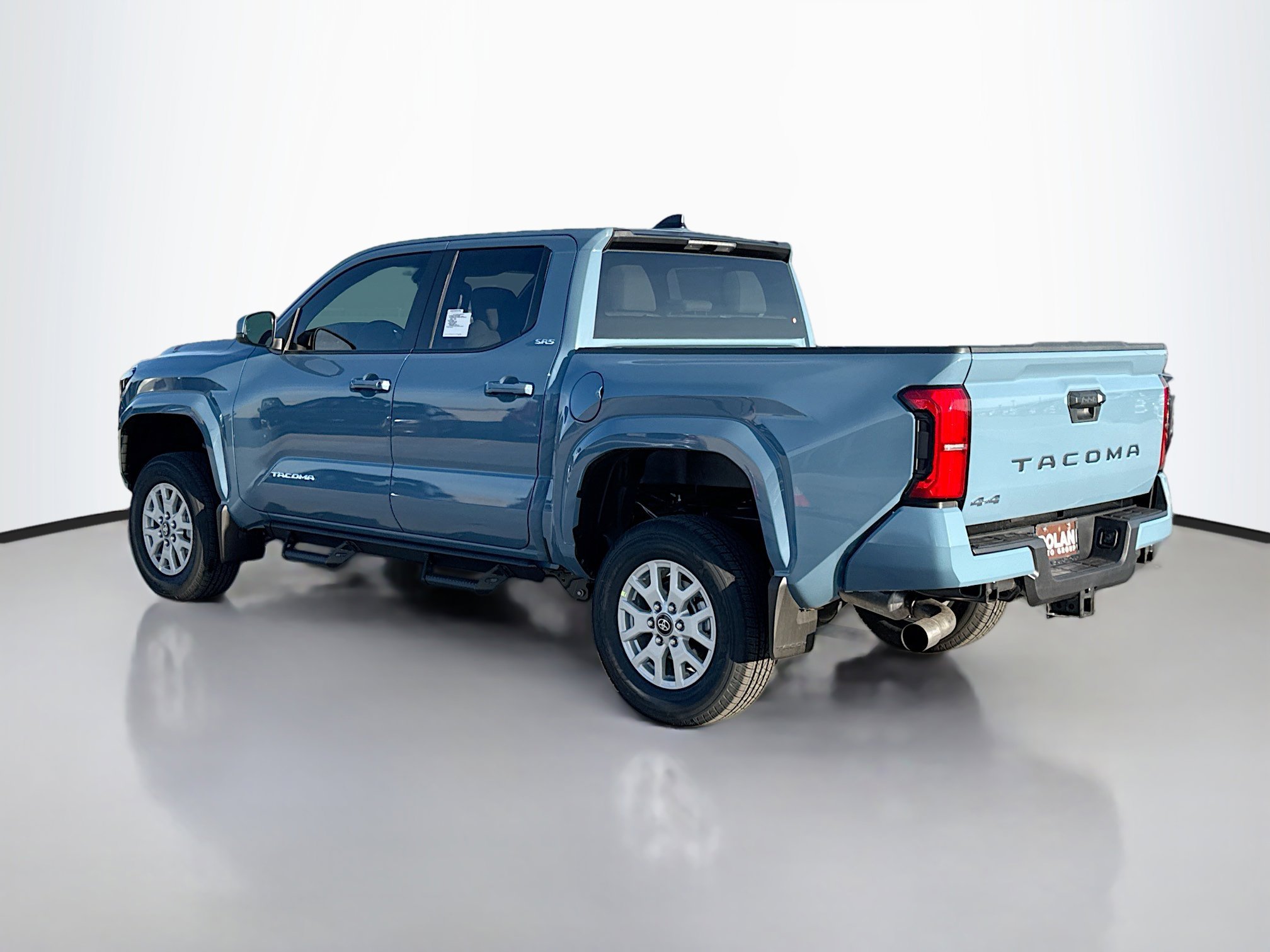 2026 Toyota Tacoma SR5 photo 4