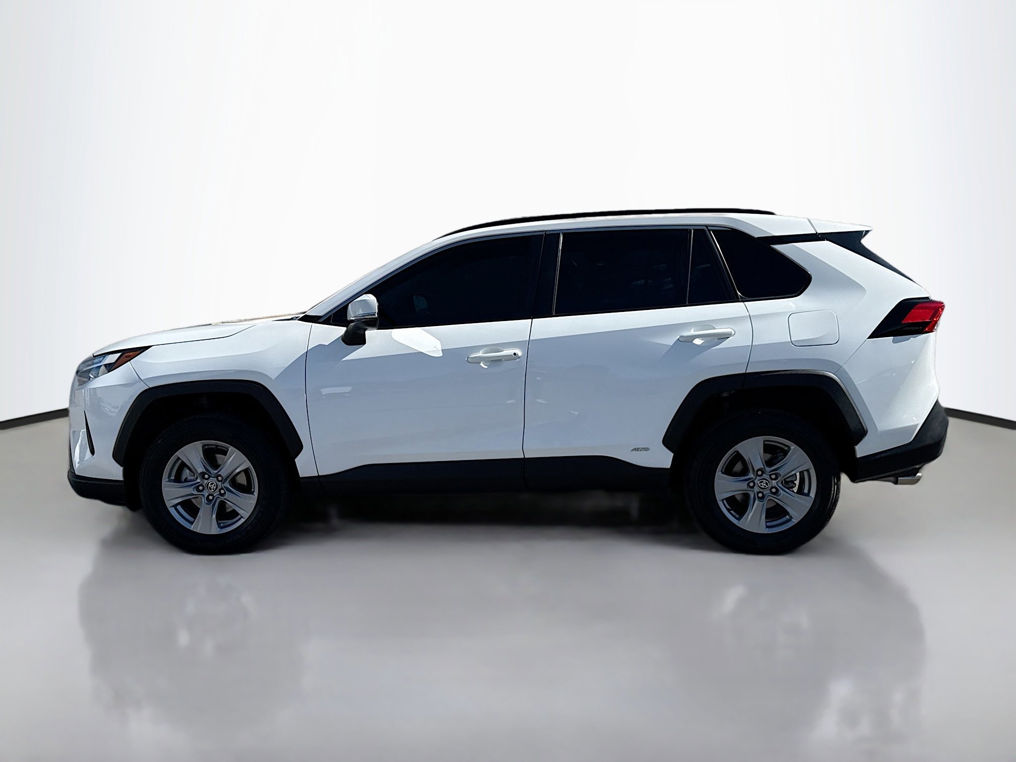 Certified 2022 Toyota RAV4 XLE with VIN 4T3RWRFV7NU054508 for sale in Kansas City