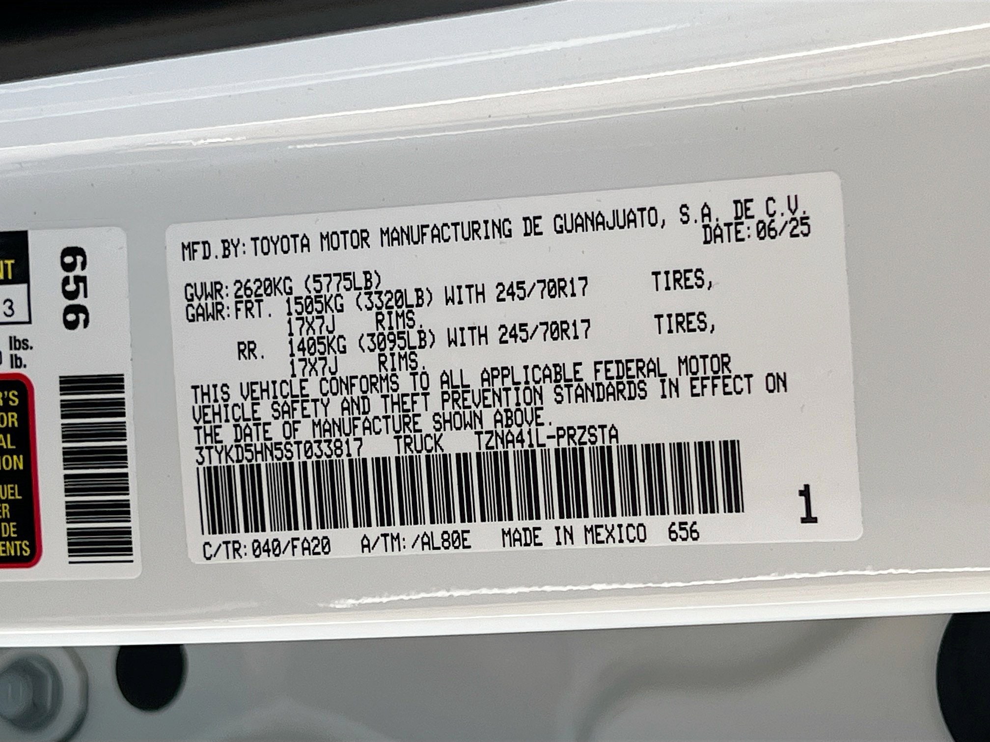 2025 Toyota Tacoma SR - Photo 36