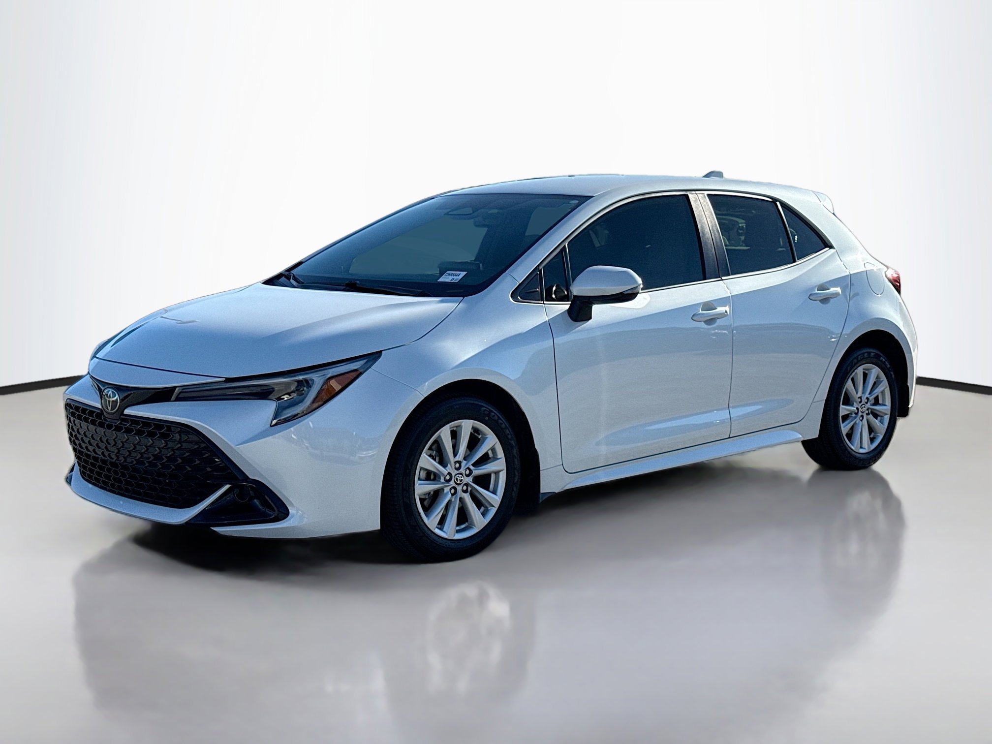 2016 Toyota Corolla LE Eco photo 2