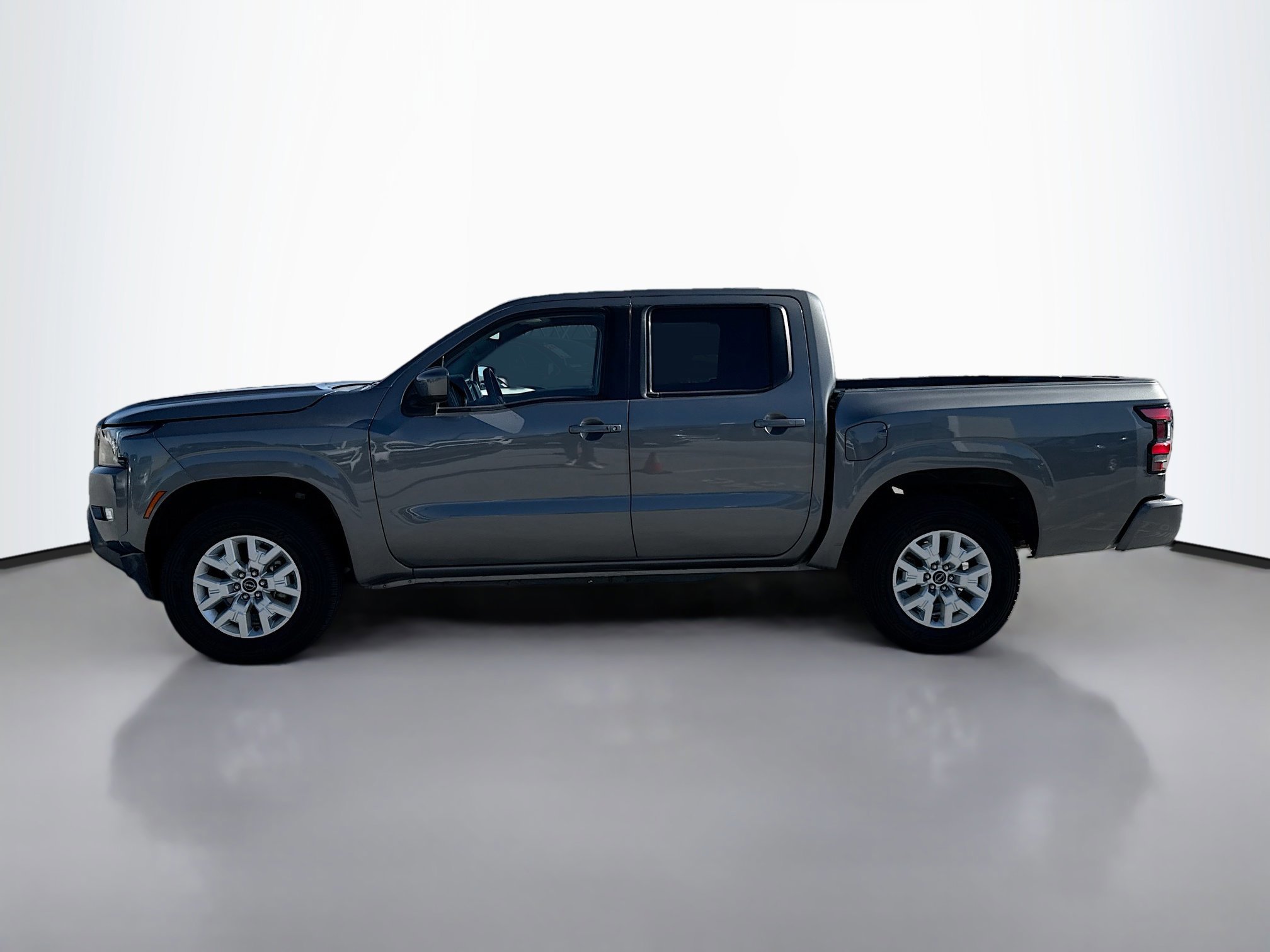 2024 Nissan Frontier SV Crew Cab photo 2