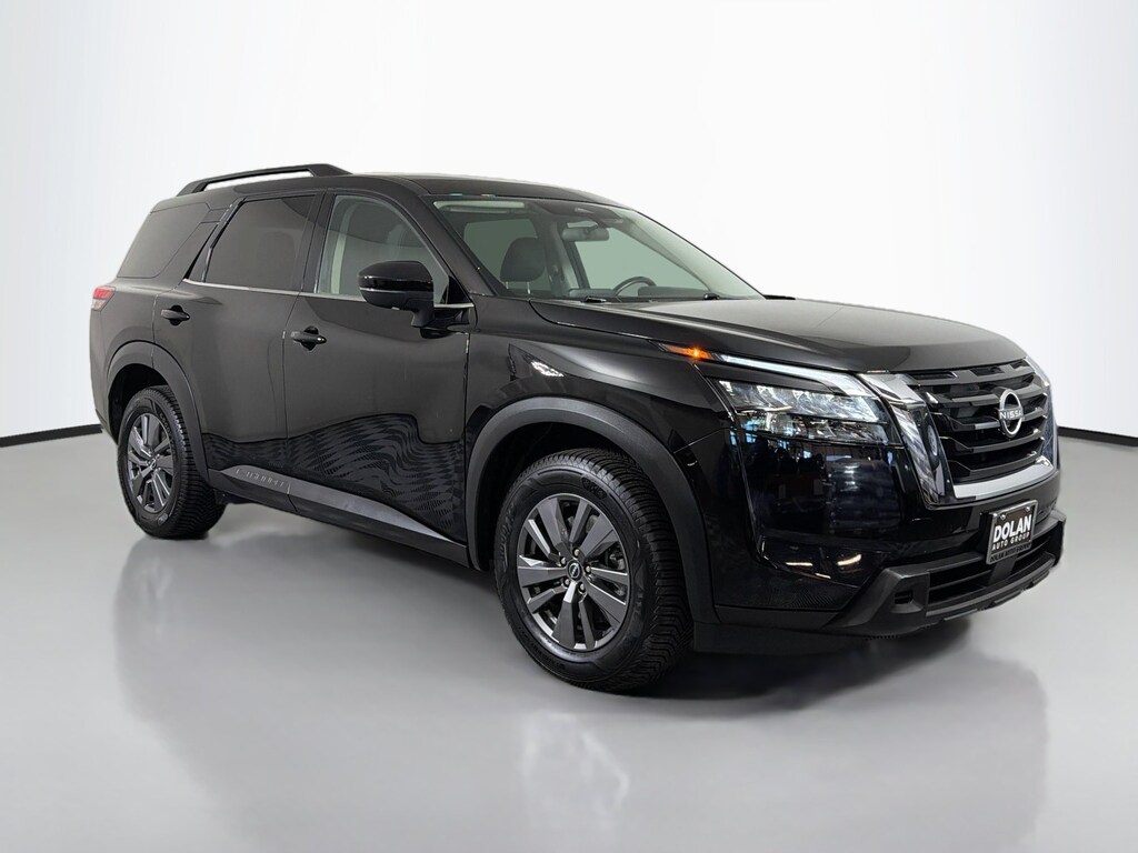 Used 2024 Nissan Pathfinder SV SUV
