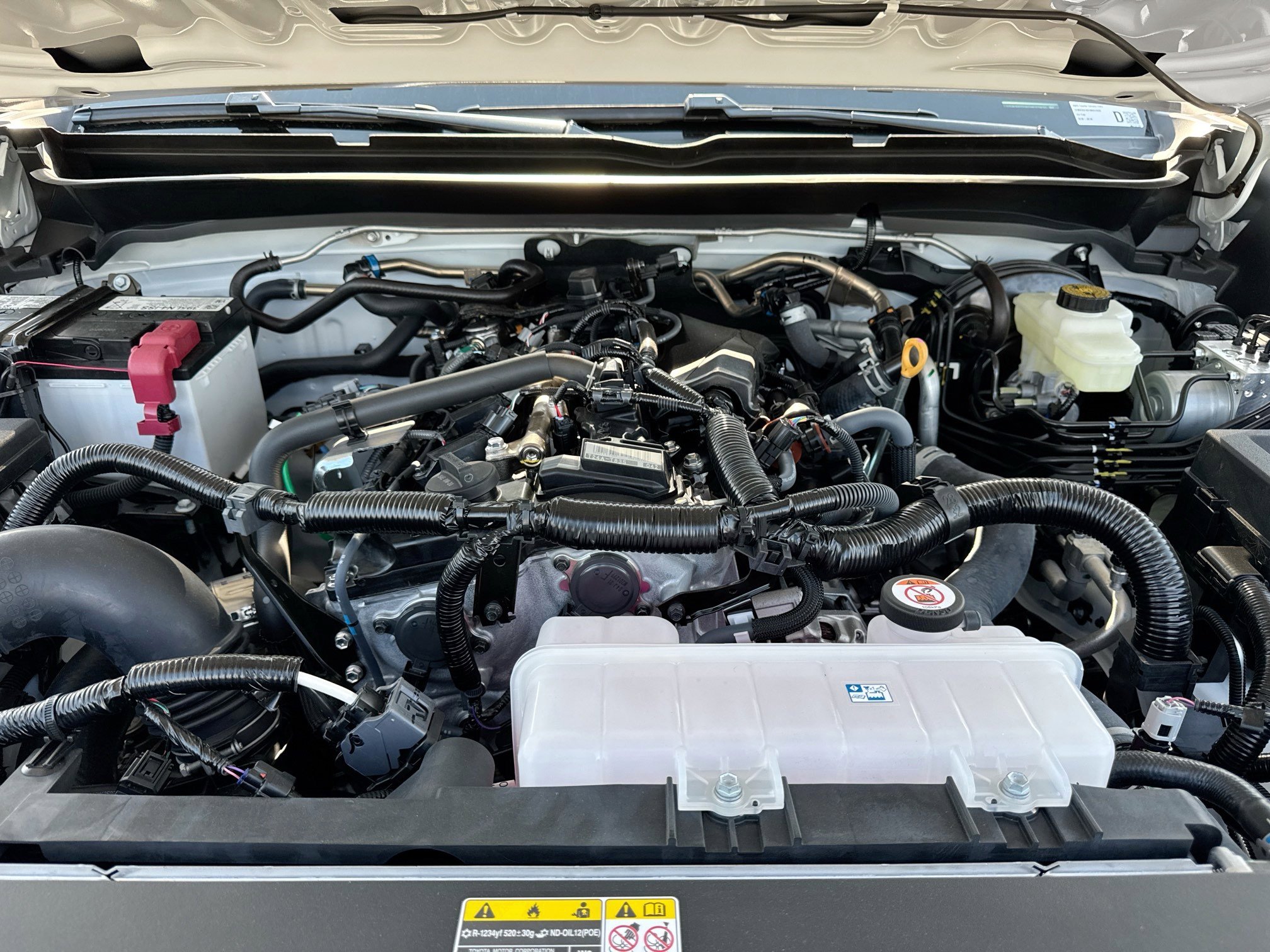 2025 Toyota Tacoma SR5 - Photo 36