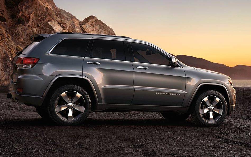 compare toyota 4runner and jeep grand cherokee #7