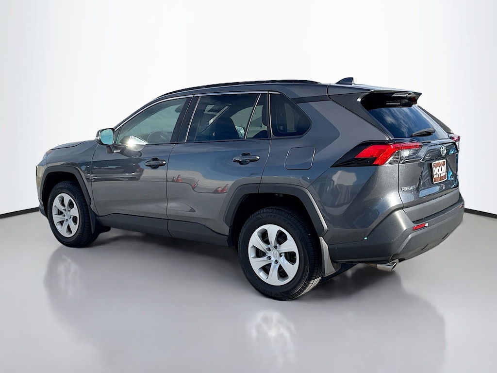 Used 2021 Toyota RAV4 LE SUV