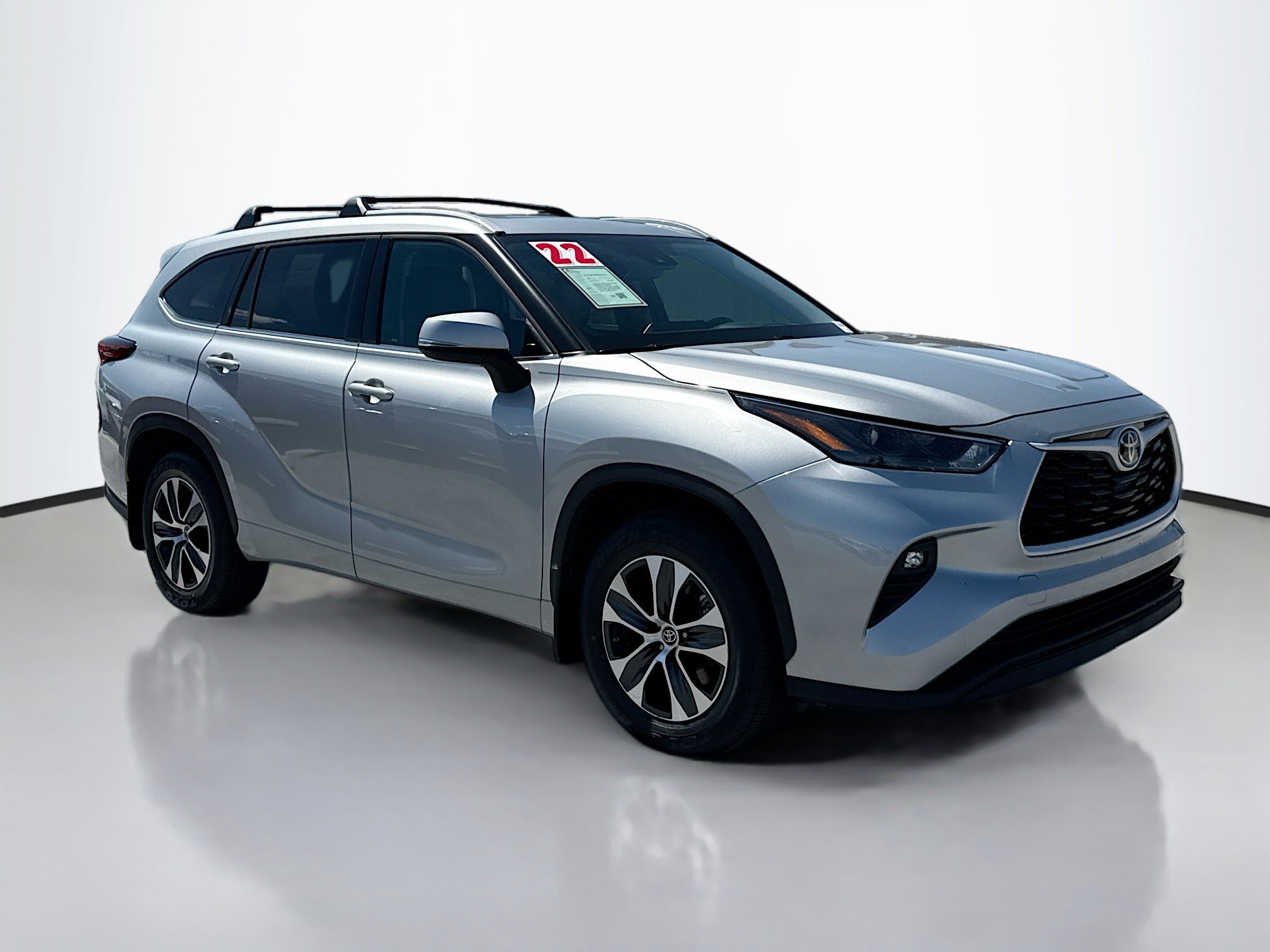 Certified 2022 Toyota Highlander XLE with VIN 5TDHZRBH8NS569389 for sale in Reno, NV