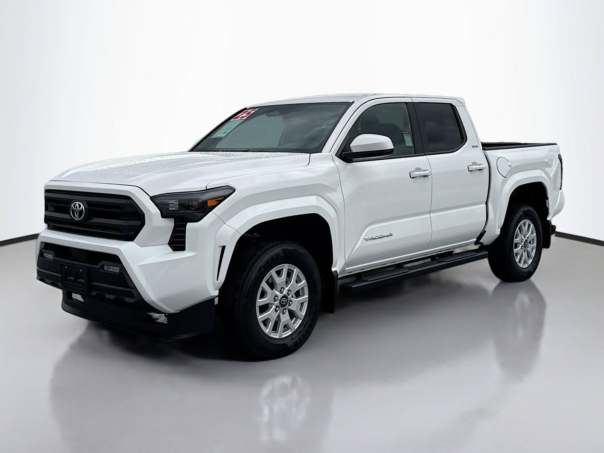 2025 Toyota Tacoma SR5 photo 2