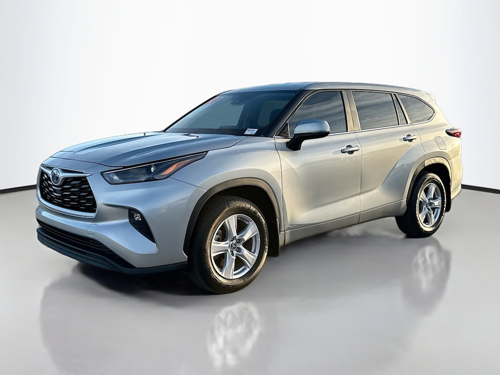 Certified 2024 Toyota Highlander Hybrid LE SUV