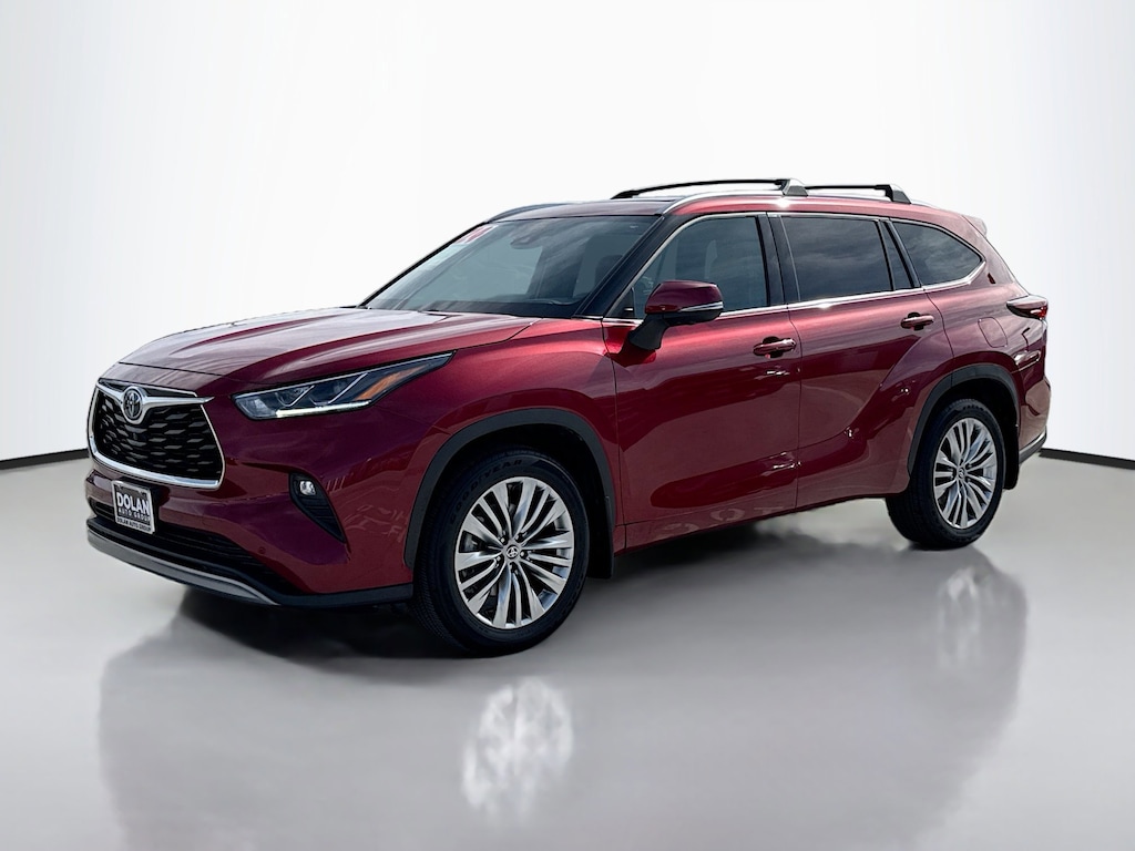 Used 2024 Toyota Highlander Platinum SUV