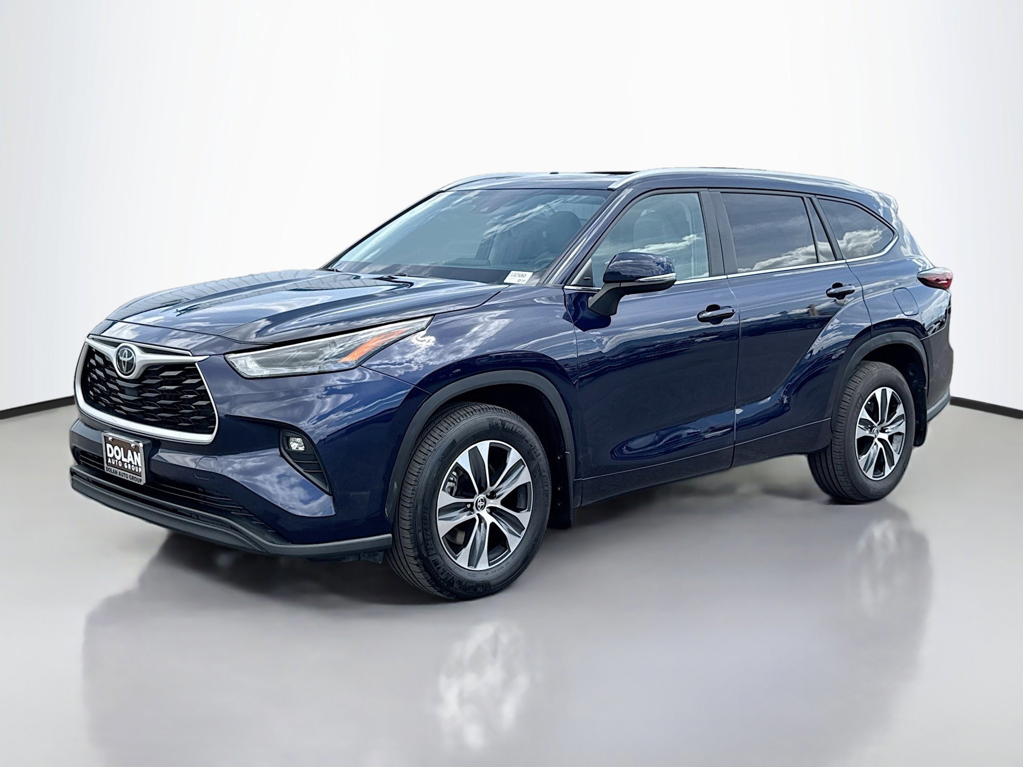 Certified 2024 Toyota Highlander XLE with VIN 5TDKDRBH5RS544217 for sale in Reno, NV