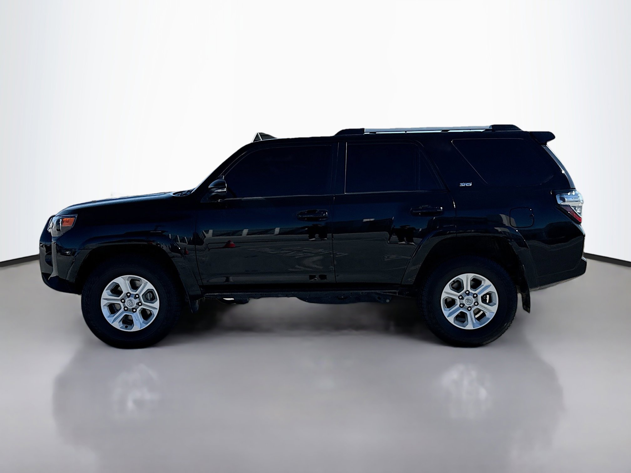 2024 Toyota 4Runner SR5 Premium photo 3