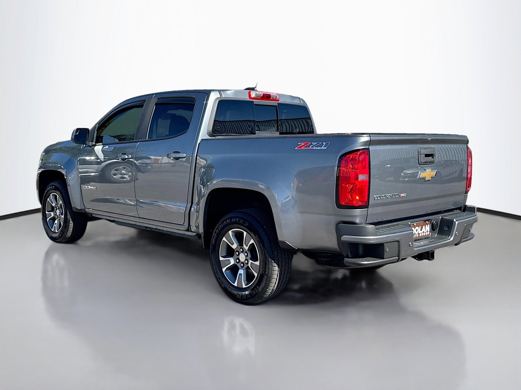 2020 Chevrolet Colorado Z71 photo 2