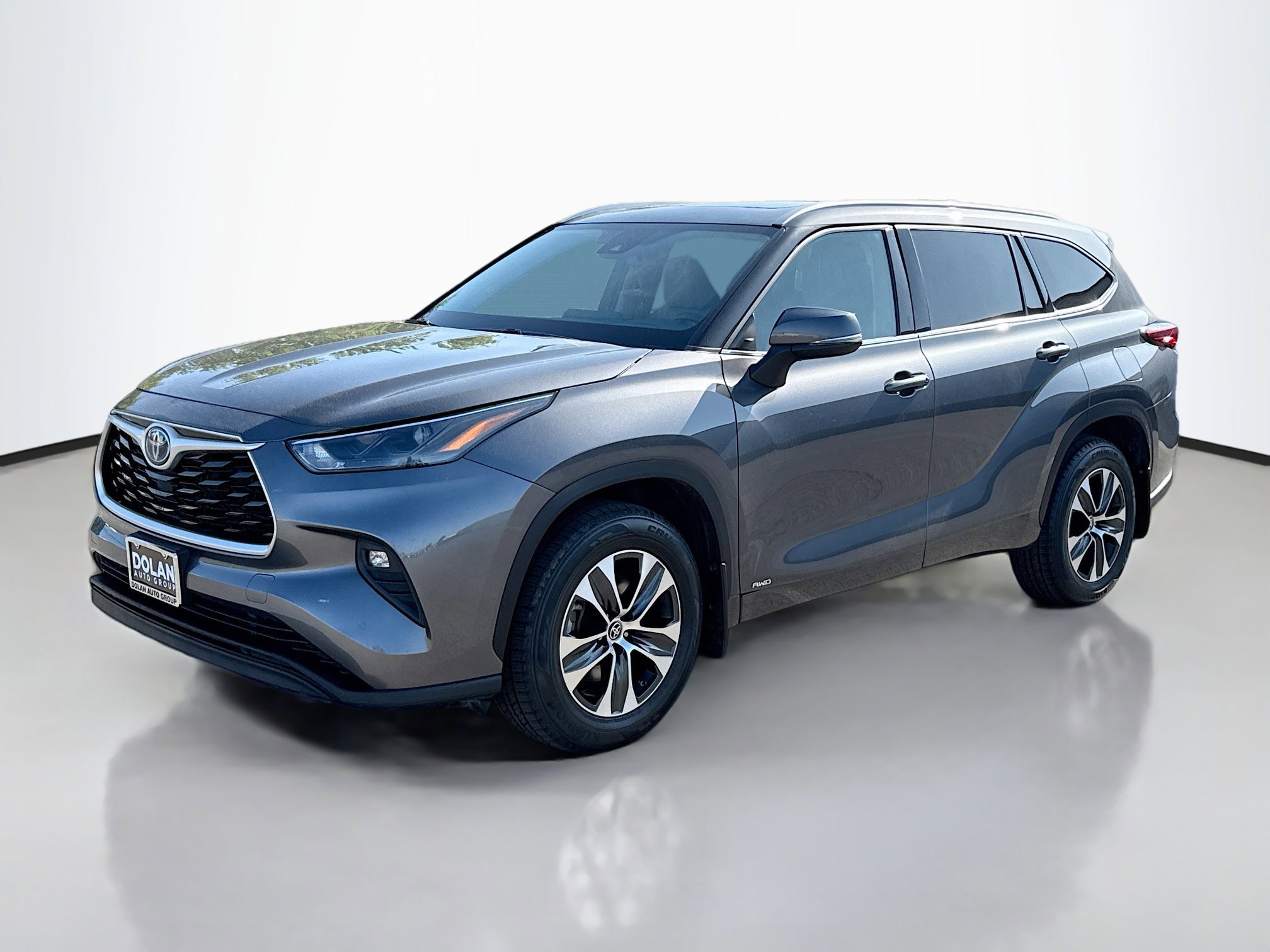 Certified 2022 Toyota Highlander XLE with VIN 5TDGBRCH9NS553443 for sale in Reno, NV