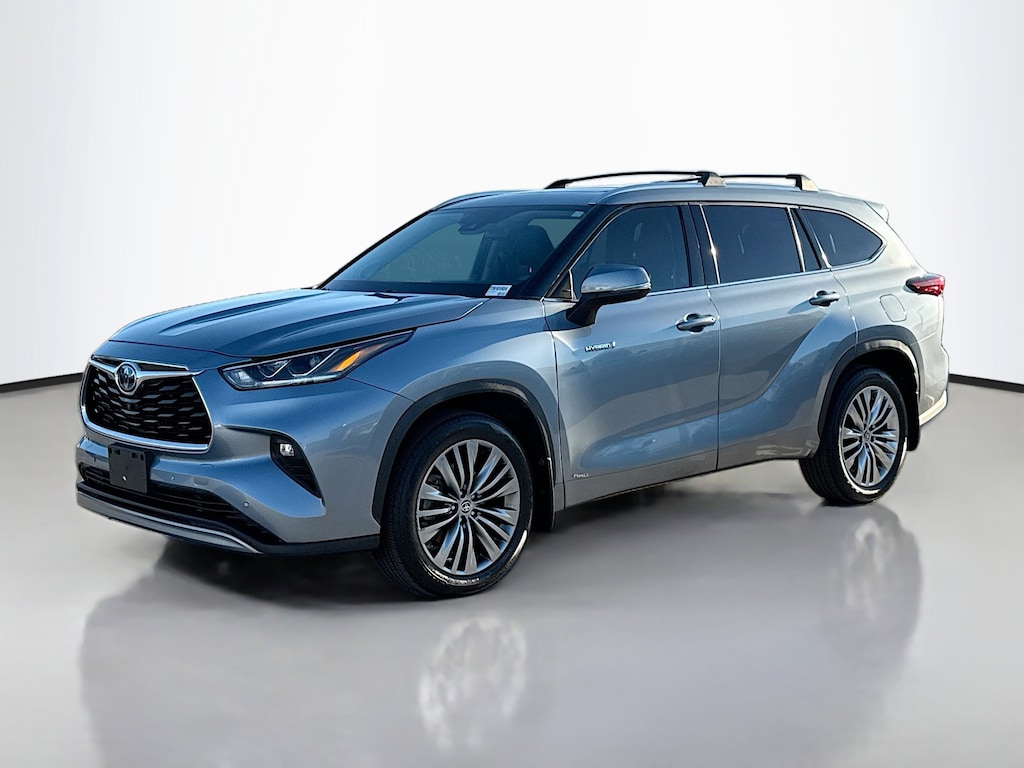 Used 2020 Toyota Highlander Hybrid Platinum SUV