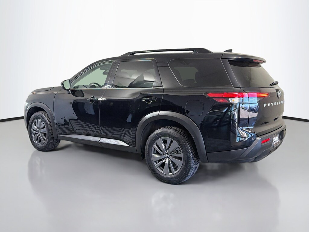 Used 2024 Nissan Pathfinder SV SUV
